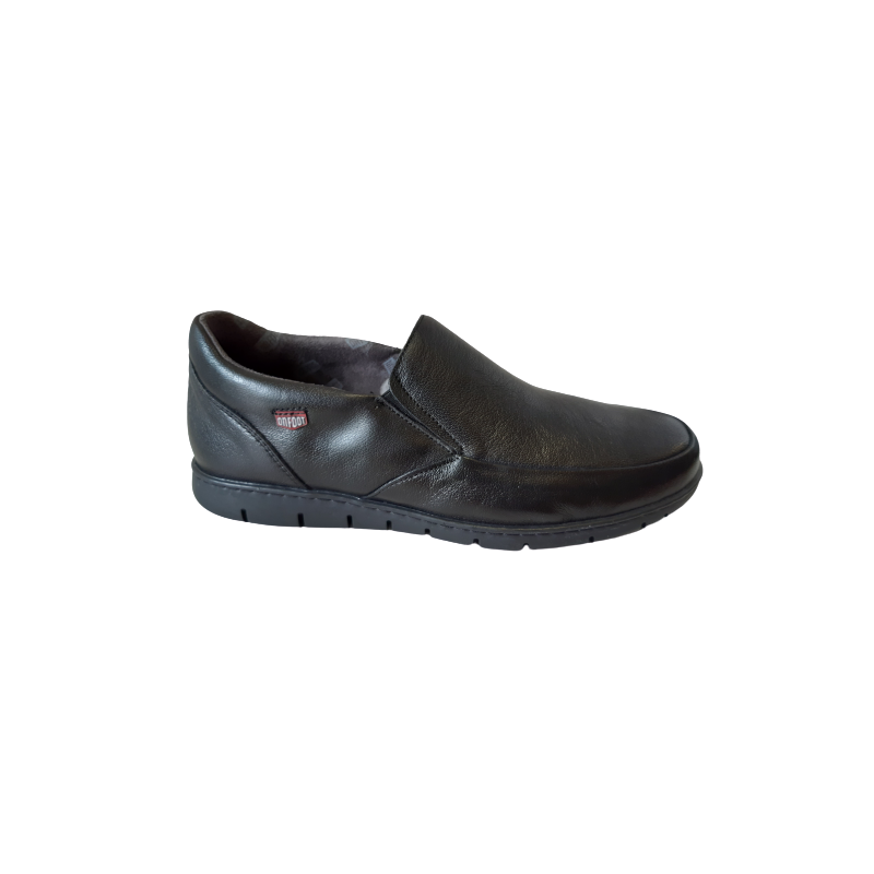 Zapato On Foot 8903 negro con elásticos.