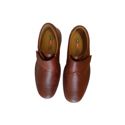 Zapato On Foot de tacón en marrón.
