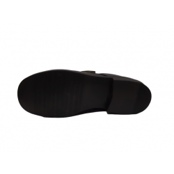 Zapato Comunión negro de velcro.