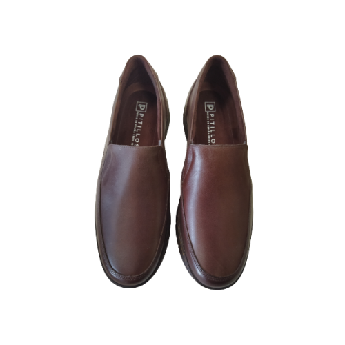 Zapato Pitillos 109 marrón con elásticos laterales.