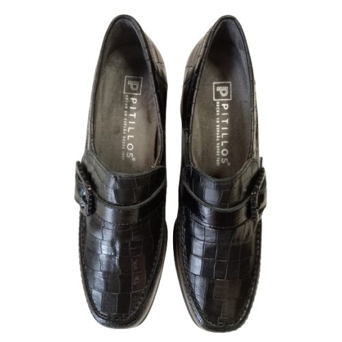 Zapato de tacón Pitillos 5403 con hebilla.