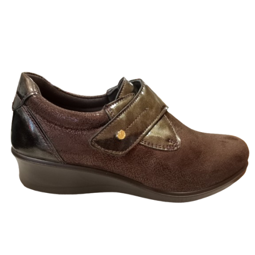 Zapato de cuña Laura Azaña...