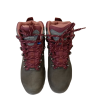 Bota Montaña Chiruca Taiga gris/burdeos con Gore-Tex.