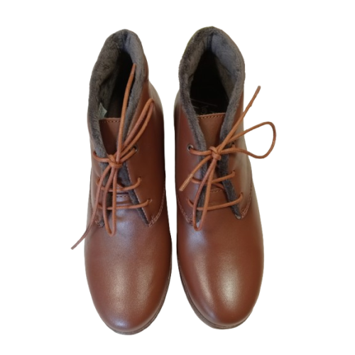 Bota de cuña Leyland 1005 marrón forrada de pelo.