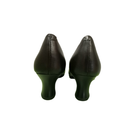 Zapato de tacón Pitillos 10854 negro corte salón.