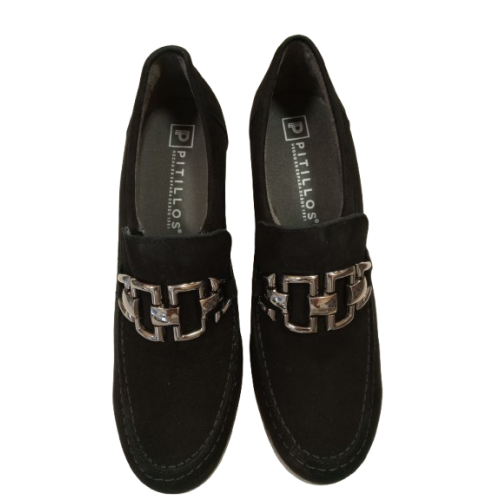 Zapato de cuña Pitillos 20236 negro con hebilla.