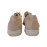 Zapato deportivo Suave 3603 beig con cordones.