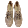 Zapato deportivo Suave 3603 beig con cordones.