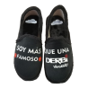 Zapatilla cerrada Suaveflex Bruma 250 "Soy mas famoso que una Derby Variant".