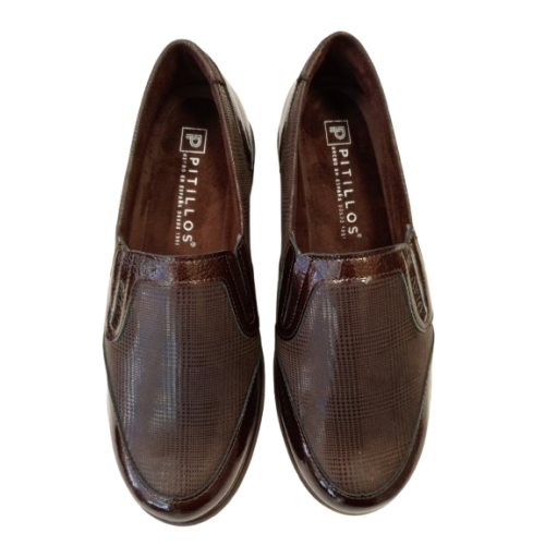 Zapato de cuña Pitillos 11521 marrón elástico.