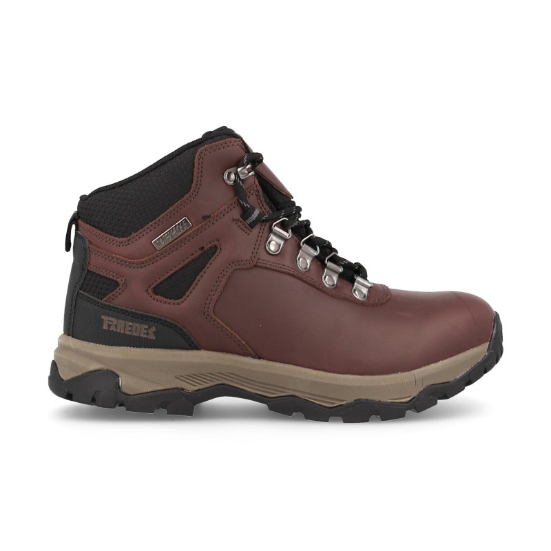 Bota montaña Paredes Kosciu con waterproof.
