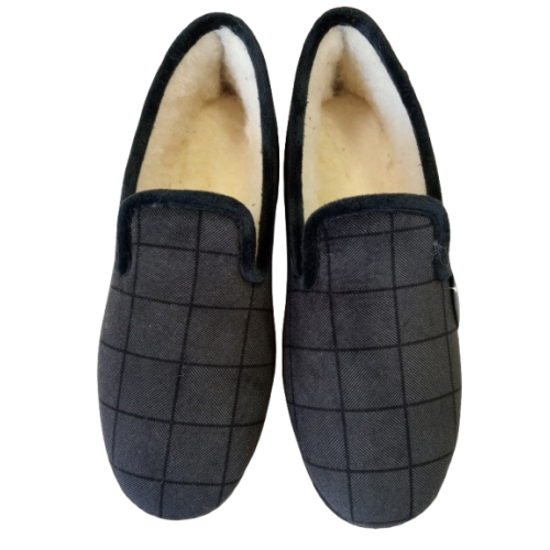 Zapatilla cerrada de lana Javer 106-56 cuadros.