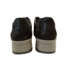 Zapato de cuña Suave 3955 negro con cordones elásticos.