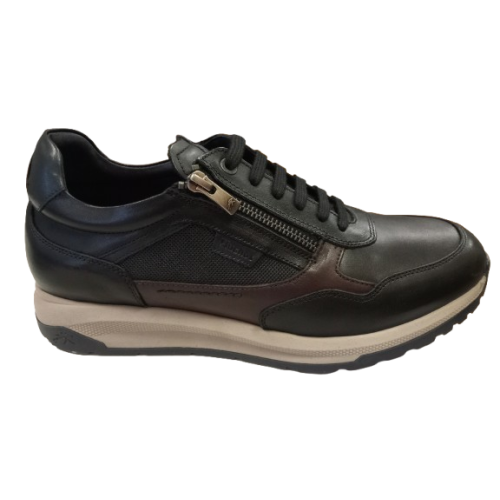 Zapato deportivo Fluchos...