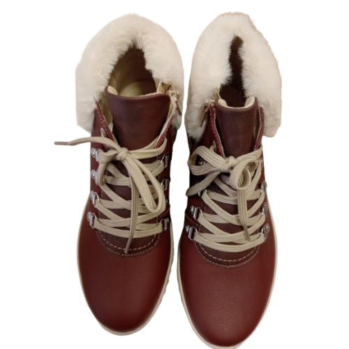 Bota Suave 3757 granate con cierre cremallera.