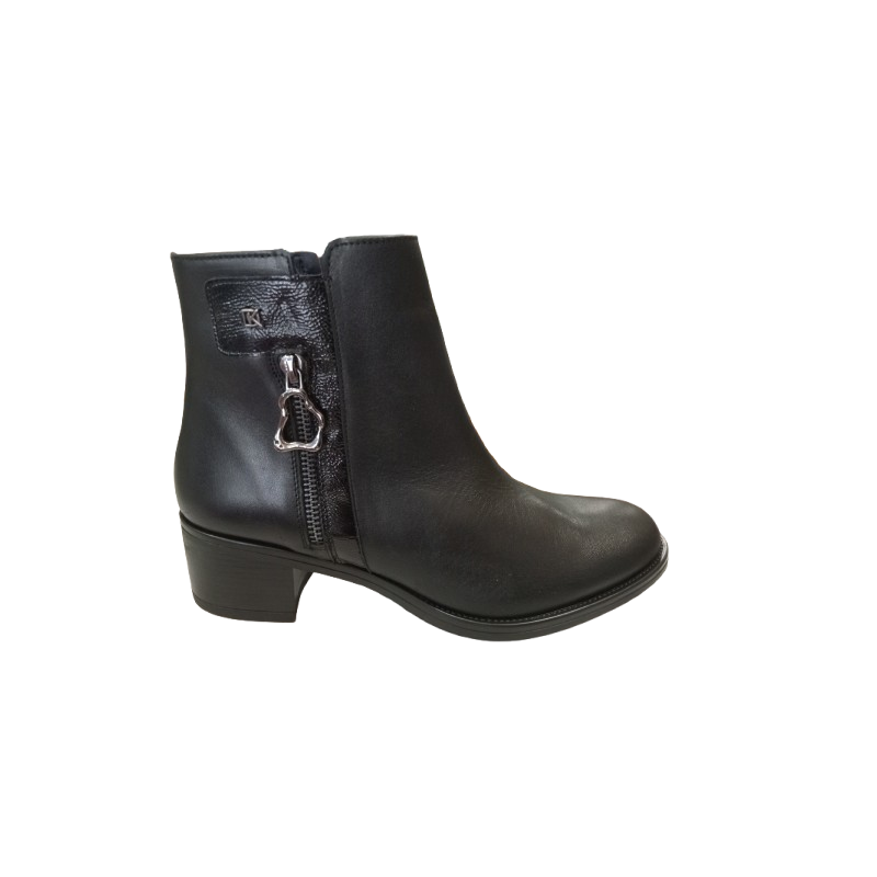 Botín tacón Dorking by Fluchos Chiara D9434 negro.