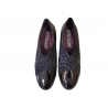 Zapato de tacón Pitillos 1032 negro con elásticos cruzados.